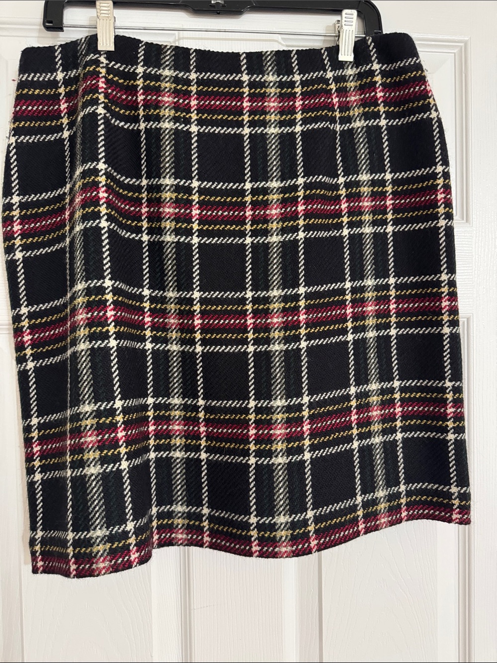 Talbot’s Black Plaid Pencil Skirt fully lined with Red and Cream Accents